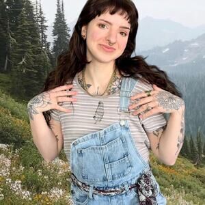 Tan and white striped feather tshirt